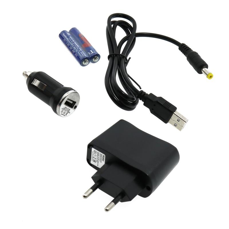 El foco proyector LED con batería portátil es ideal para poder realizar todo tipo de trabajos sin electricidad.
Dispone de una batería de litio de 3.2V 12000mAH, tiene una autonomía de 4-8 horas. Tiempo de carga 8H
Incluye un soporte, cargador para el coche y un cargador para la red eléctrica.
El proyector con batería es IP65 con lo que es ideal para zonas de exterior.
Incluye control remoto para encender y apagar, regular la intensidad o programar el tiempo de encendido