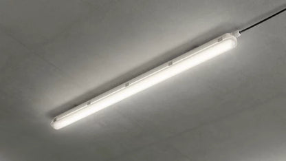 Pantalla estanca Philips con selección de potencia (30W / 40W / 45W / 55W) y temperatura de color 3CCT (3000K / 4000K / 6000K). Equipada con driver Philips Xitanium