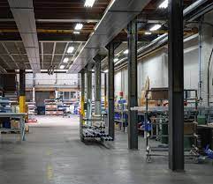 Tubo LED de 150cm profesional con  alta luminosidad de 4.250 lm con los leds de Osram de 170 lm/w, con Factor de Potencia +0.90 y una potencia de 25W. Supone una excelente y económica solución para la sustitución de tubos fluorescentes T8 existentes o para obra nueva 