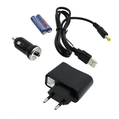 El foco proyector LED con batería portátil es ideal para poder realizar todo tipo de trabajos sin electricidad.
Dispone de una batería de litio de 3.2V 12000mAH, tiene una autonomía de 4-8 horas. Tiempo de carga 8H
Incluye un soporte, cargador para el coche y un cargador para la red eléctrica.
El proyector con batería es IP65 con lo que es ideal para zonas de exterior.
Incluye control remoto para encender y apagar, regular la intensidad o programar el tiempo de encendido