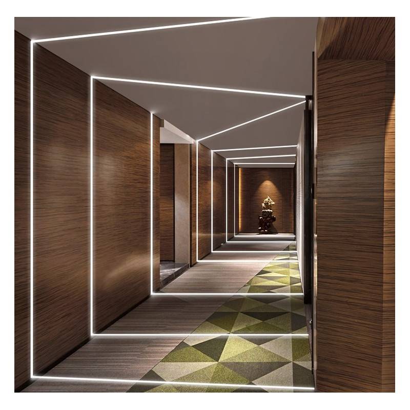 Perfil empotrable de aluminio alto, de 2 mts para tiras de leds a 12/24v, con difusor opal, tapas finales y soportes de fijación incluidos. Al ser más alto que el plano, no se ven los puntos de luz de la tira de leds.

(Precio pack de 5 tiras de 2 mts)